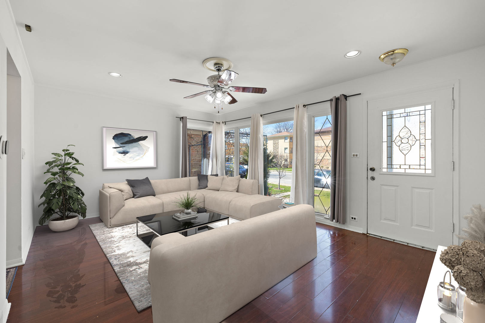 7615 W Addison Street