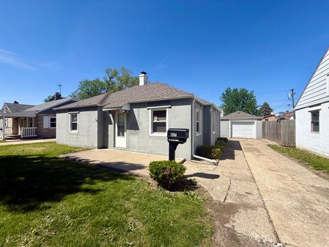 Photo of 617 E Wabash Avenue, Rantoul, IL 61866 (MLS # 12624848)