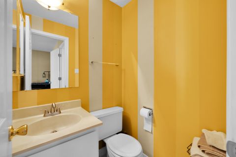 Tiny photo for 2245 Nichols Road #C, Arlington Heights, IL 60004 (MLS # 12609465)