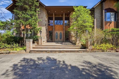 Photo of 15657 116th Avenue, Orland Park, IL 60467 (MLS # 12625928)