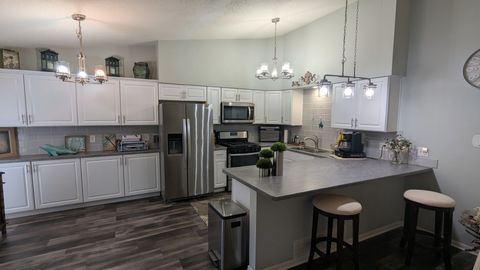 Tiny photo for 4023 Lillie Avenue #404, Davenport, IA 52806 (MLS # 12630687)