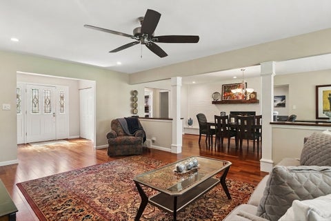 Tiny photo for 1012 W Mallard Drive, Palatine, IL 60067 (MLS # 12753497)