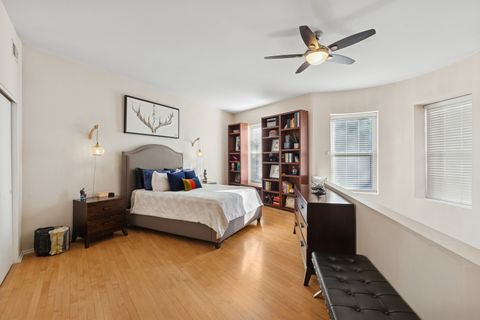 Tiny photo for 700 W CORNELIA Avenue #1E, Chicago, IL 60657 (MLS # 12541975)