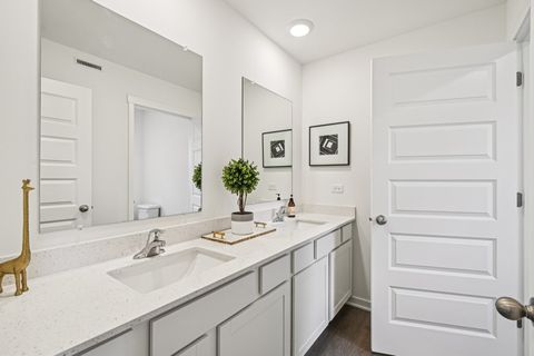 Tiny photo for 2461 W Semillon Street, Oswego, IL 60543 (MLS # 12616771)