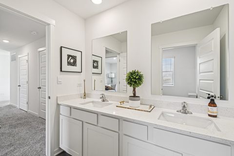 Tiny photo for 2461 W Semillon Street, Oswego, IL 60543 (MLS # 12616771)