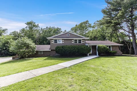 Photo of 1034 PINE Avenue, Olympia Fields, IL 60461 (MLS # 12721087)