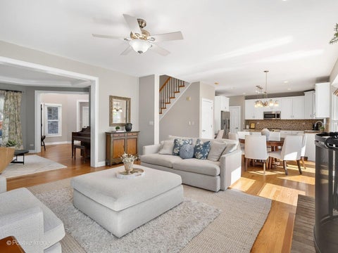 Tiny photo for 267 N Walnut Street, Elmhurst, IL 60126 (MLS # 12680192)