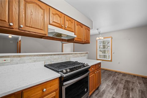 Tiny photo for 918 S Chicago Street #918, Geneseo, IL 61254 (MLS # 12587808)