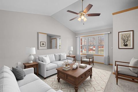 Tiny photo for 918 S Chicago Street #918, Geneseo, IL 61254 (MLS # 12587808)