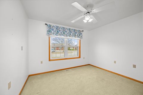 Tiny photo for 918 S Chicago Street #918, Geneseo, IL 61254 (MLS # 12587808)