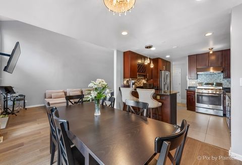 Tiny photo for 201 Millers Crossing #201, Itasca, IL 60143 (MLS # 12563588)