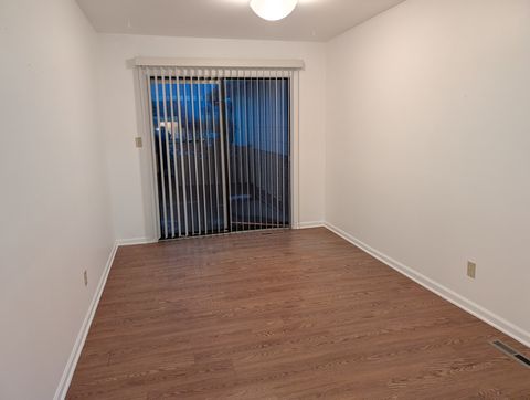 Tiny photo for 4712 W Oakwood Drive #4, McHenry, IL 60050 (MLS # 12532307)