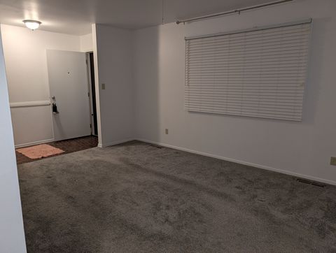 Tiny photo for 4712 W Oakwood Drive #4, McHenry, IL 60050 (MLS # 12532307)