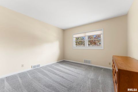 Tiny photo for 740 MISSISSIPPI Boulevard, Bettendorf, IA 52722 (MLS # QC4268739)