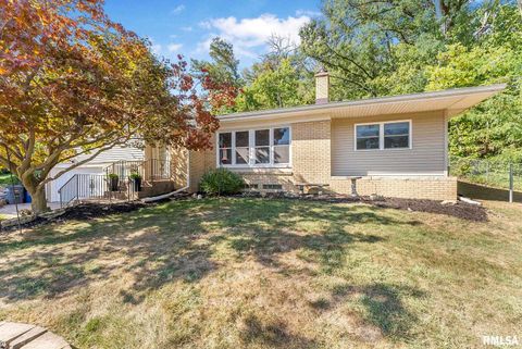 Tiny photo for 740 MISSISSIPPI Boulevard, Bettendorf, IA 52722 (MLS # QC4268739)