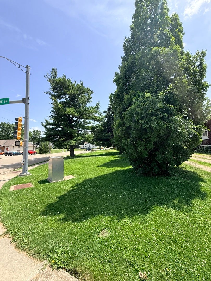 0 E Hitt Street
