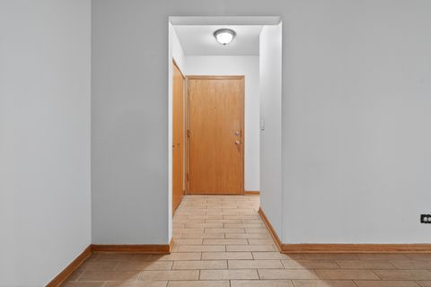 Tiny photo for 918 E OLD WILLOW Road #103, Prospect Heights, IL 60070 (MLS # 12544945)