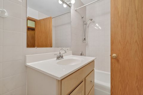 Tiny photo for 918 E OLD WILLOW Road #103, Prospect Heights, IL 60070 (MLS # 12544945)