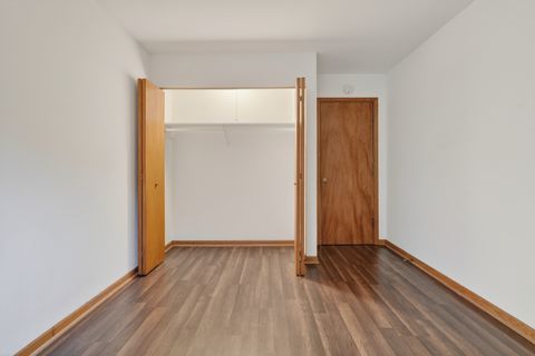 Tiny photo for 918 E OLD WILLOW Road #103, Prospect Heights, IL 60070 (MLS # 12544945)