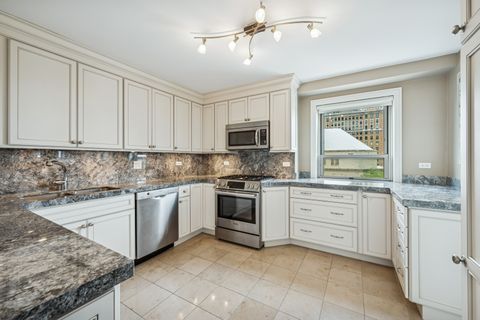 Tiny photo for 3470 N Lake Shore Drive #9BC, Chicago, IL 60657 (MLS # 12409546)