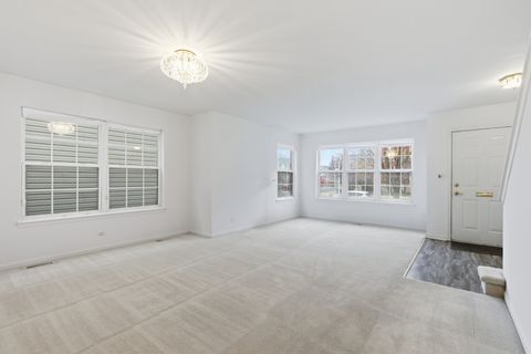 Tiny photo for 6941 S East End Avenue, Chicago, IL 60649 (MLS # 12528587)