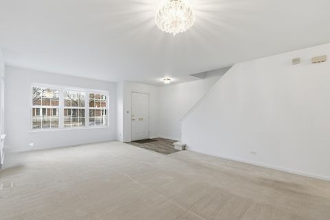 Tiny photo for 6941 S East End Avenue, Chicago, IL 60649 (MLS # 12528587)