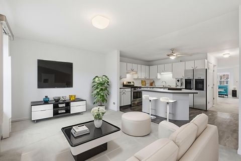 Tiny photo for 6941 S East End Avenue, Chicago, IL 60649 (MLS # 12528587)