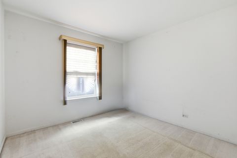 Tiny photo for 6941 S East End Avenue, Chicago, IL 60649 (MLS # 12528587)