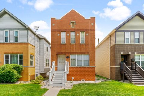 Tiny photo for 6941 S East End Avenue, Chicago, IL 60649 (MLS # 12528587)
