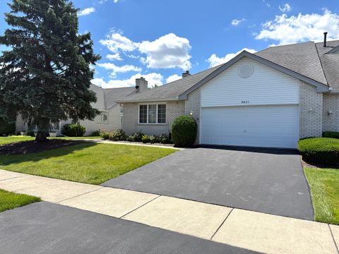 Photo of 8821 Bluebird Drive, Tinley Park, IL 60487 (MLS # 12682857)