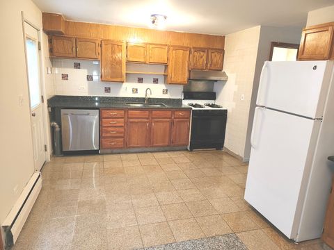 Tiny photo for 8843 Robin Drive #C, Des Plaines, IL 60016 (MLS # 12578698)