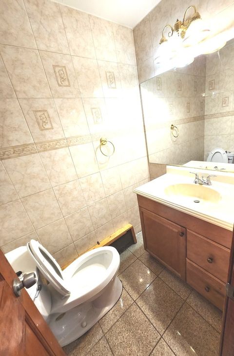 Tiny photo for 8843 Robin Drive #C, Des Plaines, IL 60016 (MLS # 12578698)