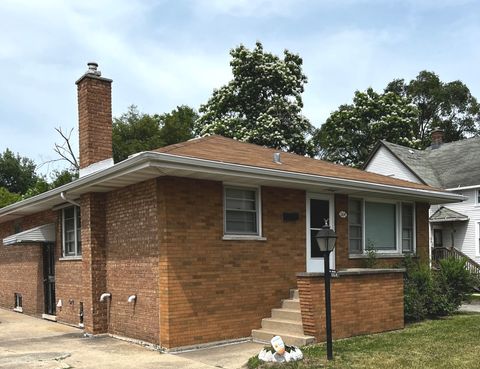 Tiny photo for 664 E 142nd Street, Dolton, IL 60419 (MLS # 12497432)