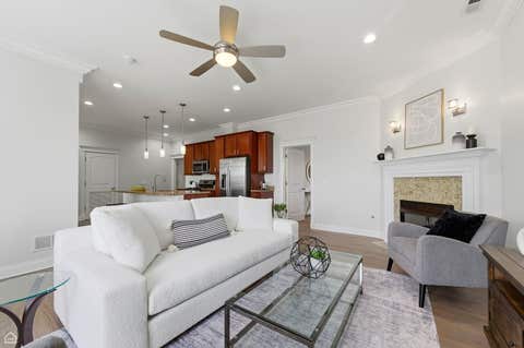 Tiny photo for 4705 S Champlain Avenue #202, Chicago, IL 60615 (MLS # 12700530)
