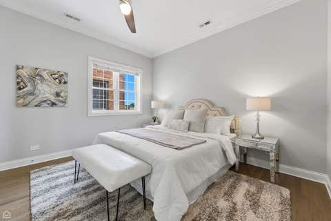 Tiny photo for 4705 S Champlain Avenue #202, Chicago, IL 60615 (MLS # 12700530)