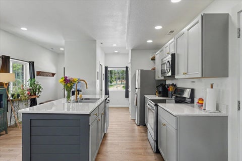 Tiny photo for 652 E Summer Street, Paxton, IL 60957 (MLS # 12735308)