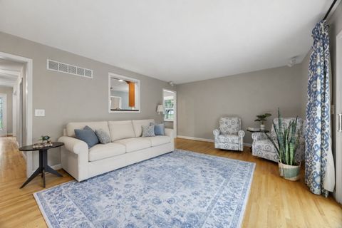 Tiny photo for 1131 Overton Court, Naperville, IL 60540 (MLS # 12637670)