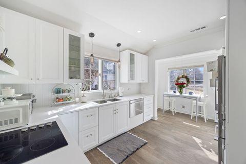 Tiny photo for 999 Sunset Road, Geneva, IL 60134 (MLS # 12578628)