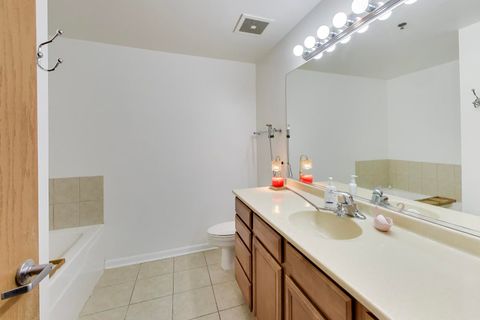 Tiny photo for 1250 S INDIANA Avenue #1013, Chicago, IL 60605 (MLS # 12586870)