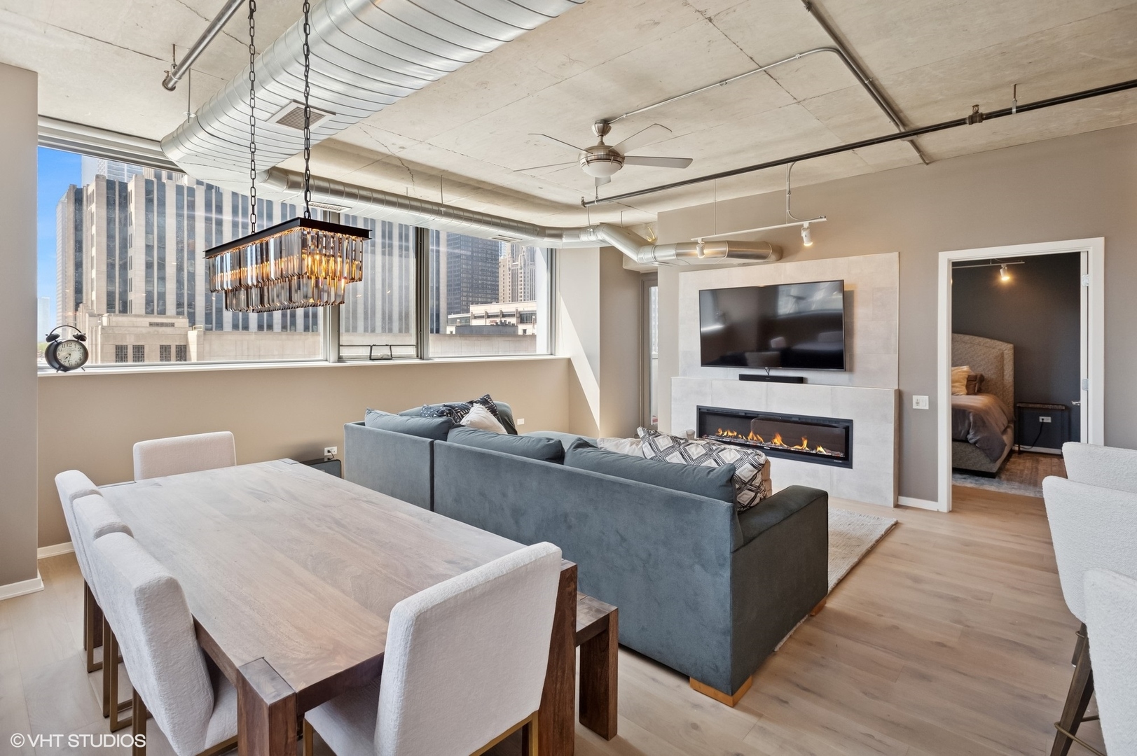 240 E Illinois Street 607