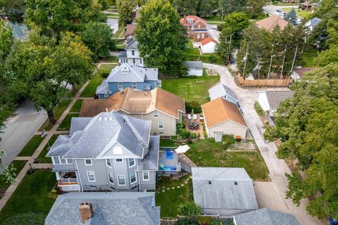 Tiny photo for 220 E Dover Court, Davenport, IA 52803 (MLS # 12550457)