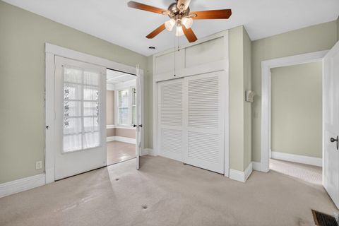 Tiny photo for 220 E Dover Court, Davenport, IA 52803 (MLS # 12550457)