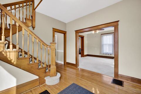 Tiny photo for 220 E Dover Court, Davenport, IA 52803 (MLS # 12550457)