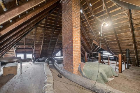 Tiny photo for 220 E Dover Court, Davenport, IA 52803 (MLS # 12550457)