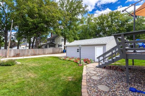 Tiny photo for 220 E Dover Court, Davenport, IA 52803 (MLS # 12550457)