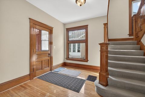 Tiny photo for 220 E Dover Court, Davenport, IA 52803 (MLS # 12550457)