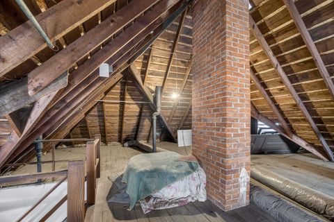 Tiny photo for 220 E Dover Court, Davenport, IA 52803 (MLS # 12550457)