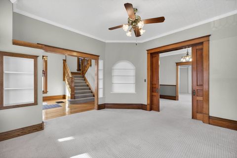 Tiny photo for 220 E Dover Court, Davenport, IA 52803 (MLS # 12550457)