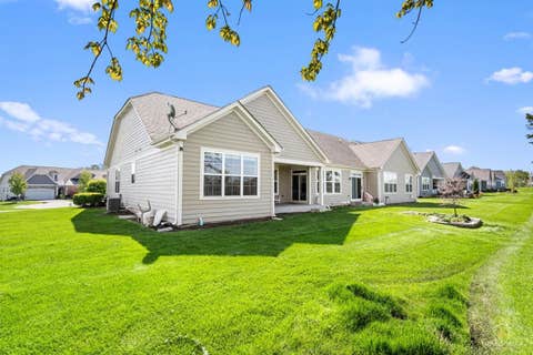 Tiny photo for 117 Costekin Court #117, Hawthorn Woods, IL 60060 (MLS # 12643925)