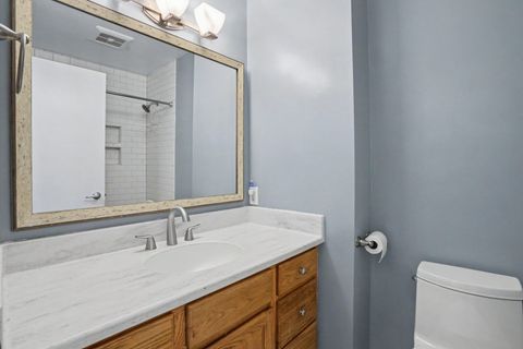 Tiny photo for 1935 Fairmeadows Court, Bettendorf, IA 52722 (MLS # 12620853)